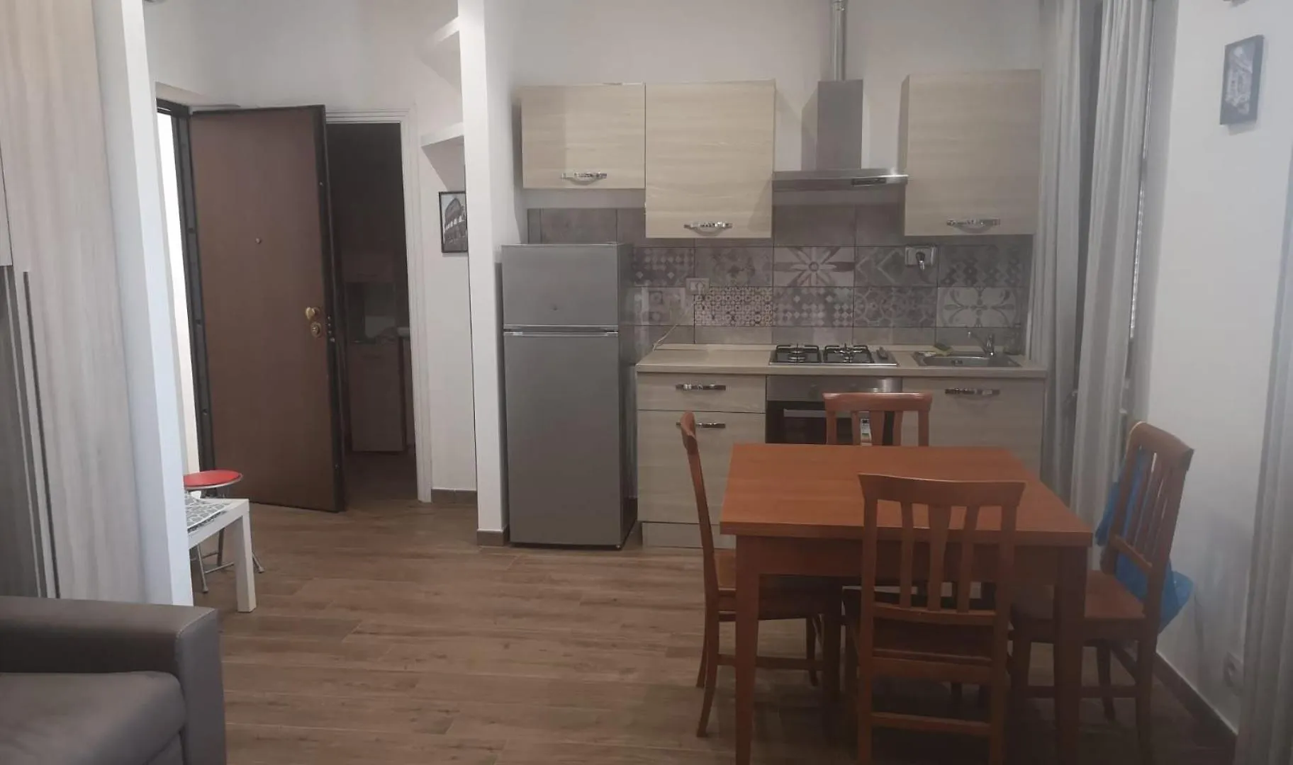 Valmontone 43 Roma Apartment